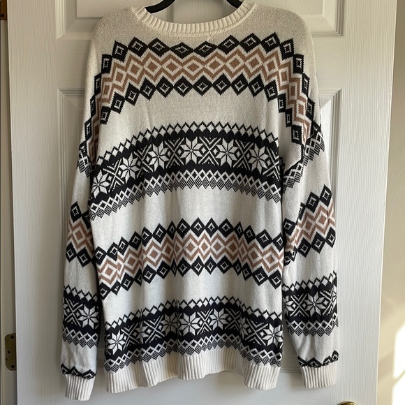 Hollister Fair Isle Print Sweater - Picture 3 of 8